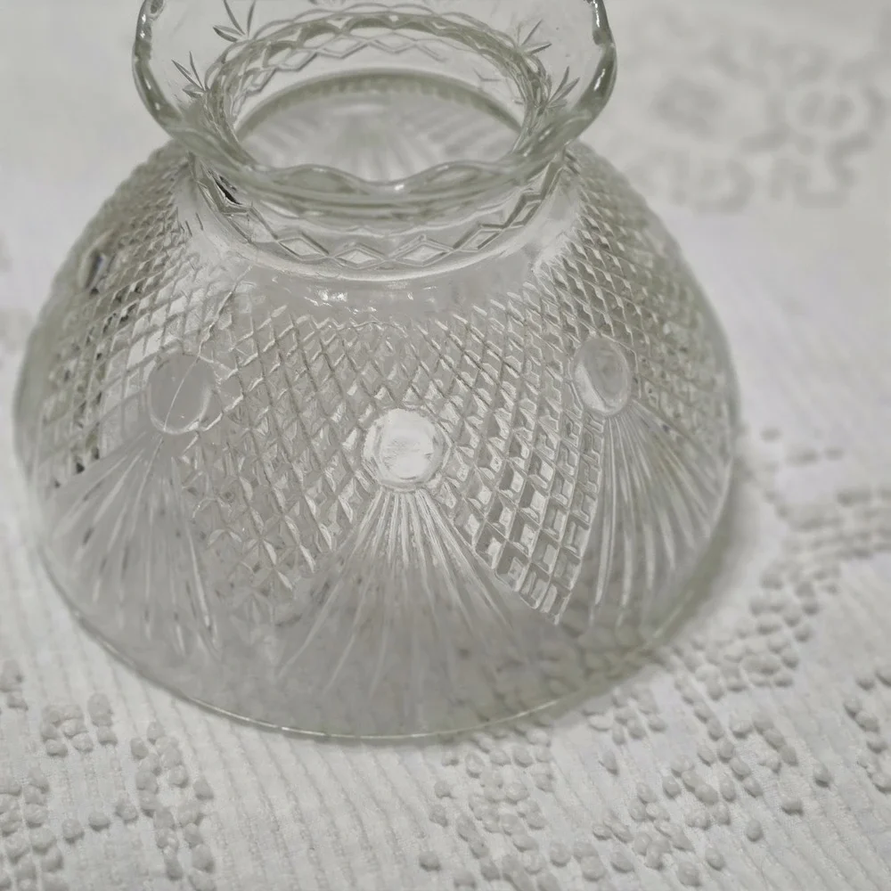 The Unbranded Brand antique clear